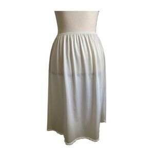 Vintage Vanity Fair White lace trim Slip skirt with Slit